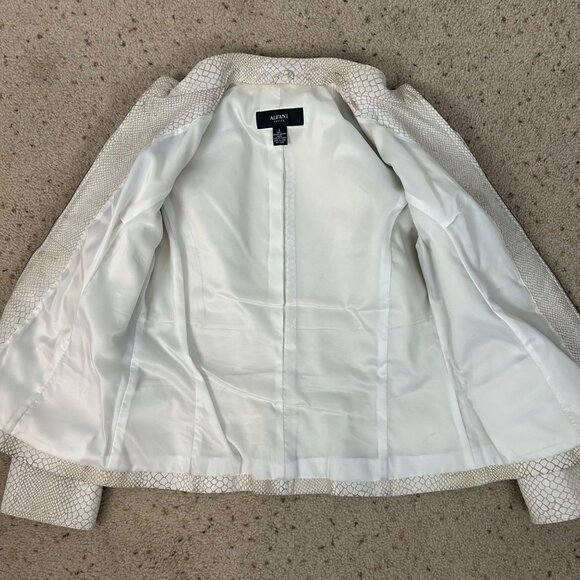 Vintage Alfani Snakeskin Leather Jacket Beige Short Size Small Women's - Picture 4 of 5